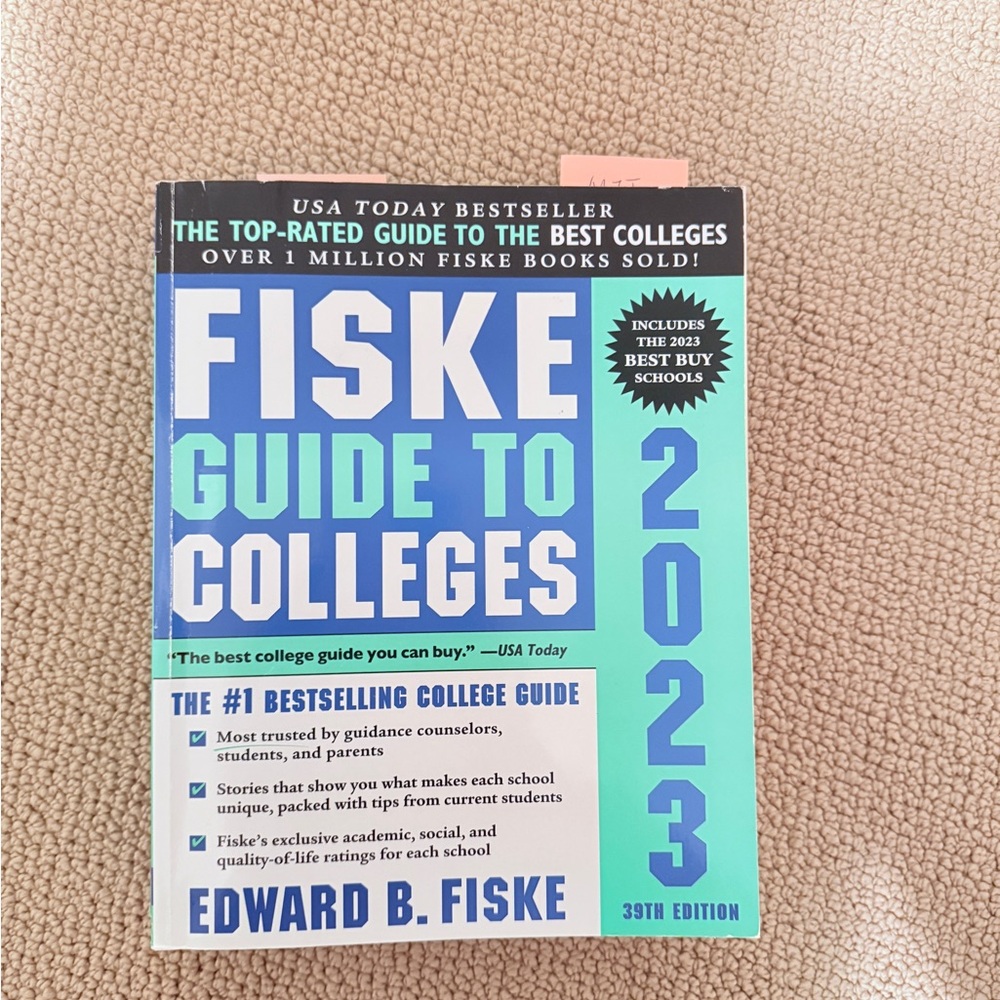 Fiske Guide to Colleges 2023 Edition